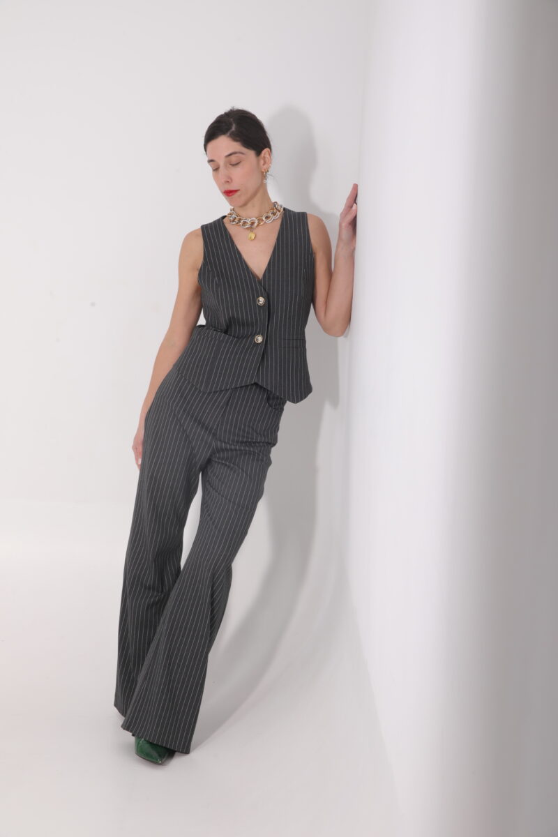 The Mom's Closet Pants Dark Grey